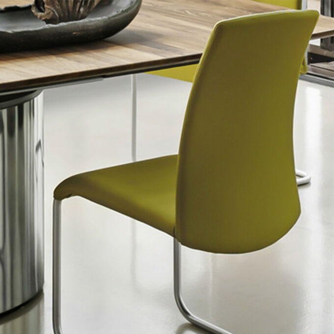 Luma 2063 Chair - Image 7