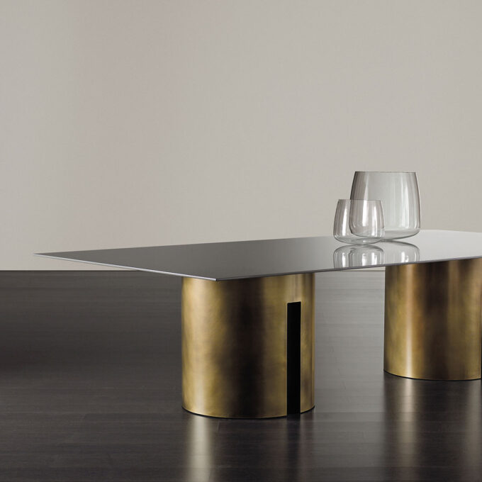 mobili-mobel-meridiani-Gong-dining-table