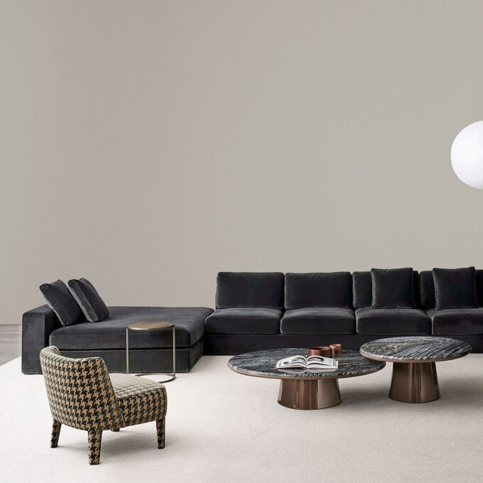 mobili-mobel-meridiani-Harold-sofa-isabele chair leona low table