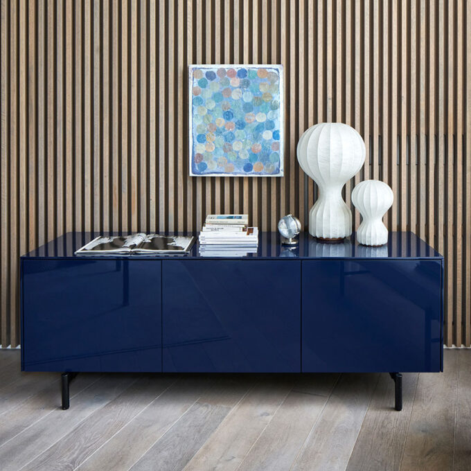 mobili-mobel-meridiani-Verner-storage unit glossy blue lacquer