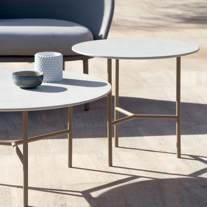 mobili-mobel-expormim-Grada-side-tables-by-Lievore-Altherr-Molina-04--Meritxell-Arjalaguer