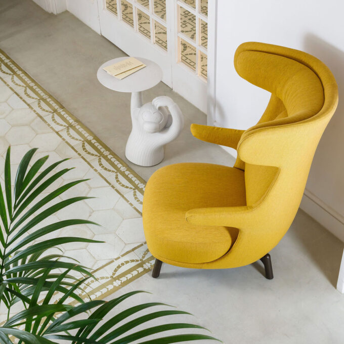 mobili-mobel-bd-barcelona-jaime-hayon-dino-armchair-monkey-table