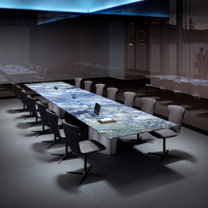 mobili-mobel-ader-conference-1224-II_0_S194_BahiaBlue_130x600cm_2043Dan_Hochformat