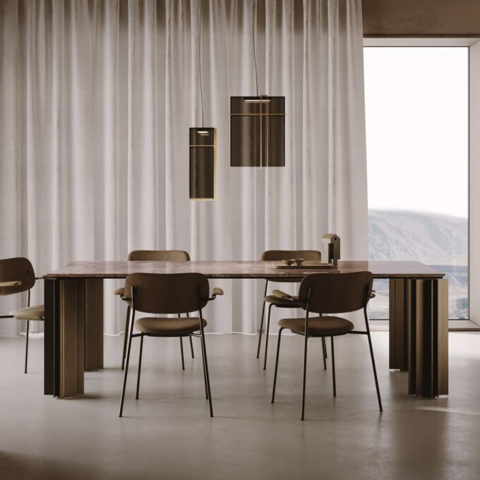 Serge Table - Image 4